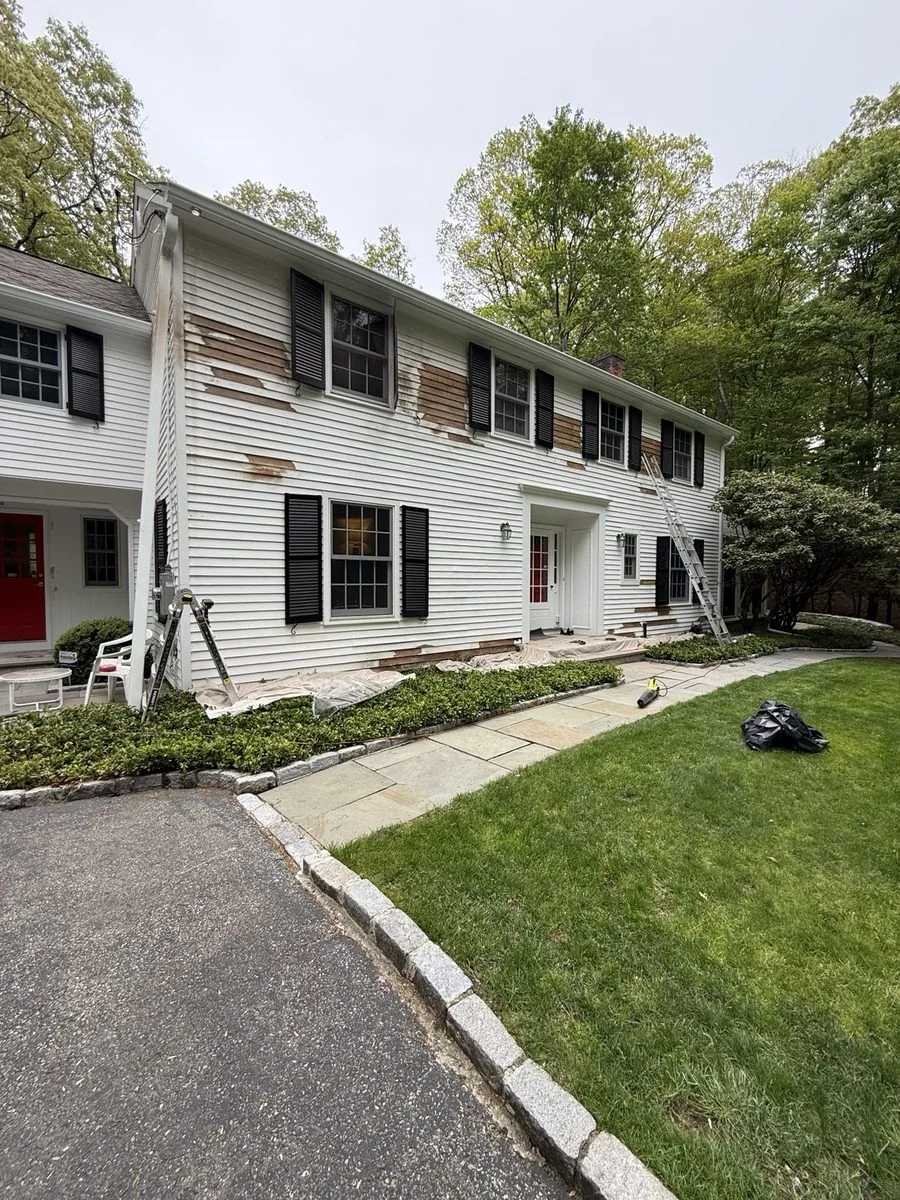 Exterior painting preparation before finish